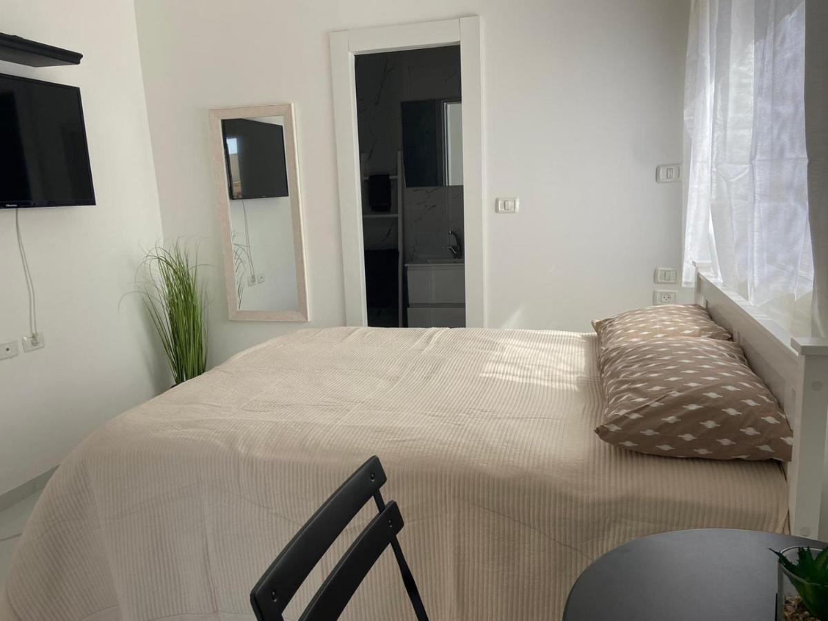 פנינת הדקל בבאר אורה Otel Dış mekan fotoğraf